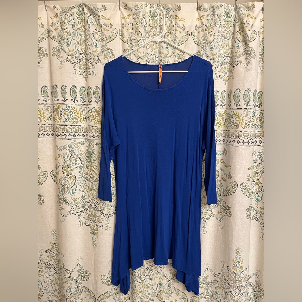 Moa brand, royal blue sharkbite tunic, 1X, 3/4 length sleeves, lightweight